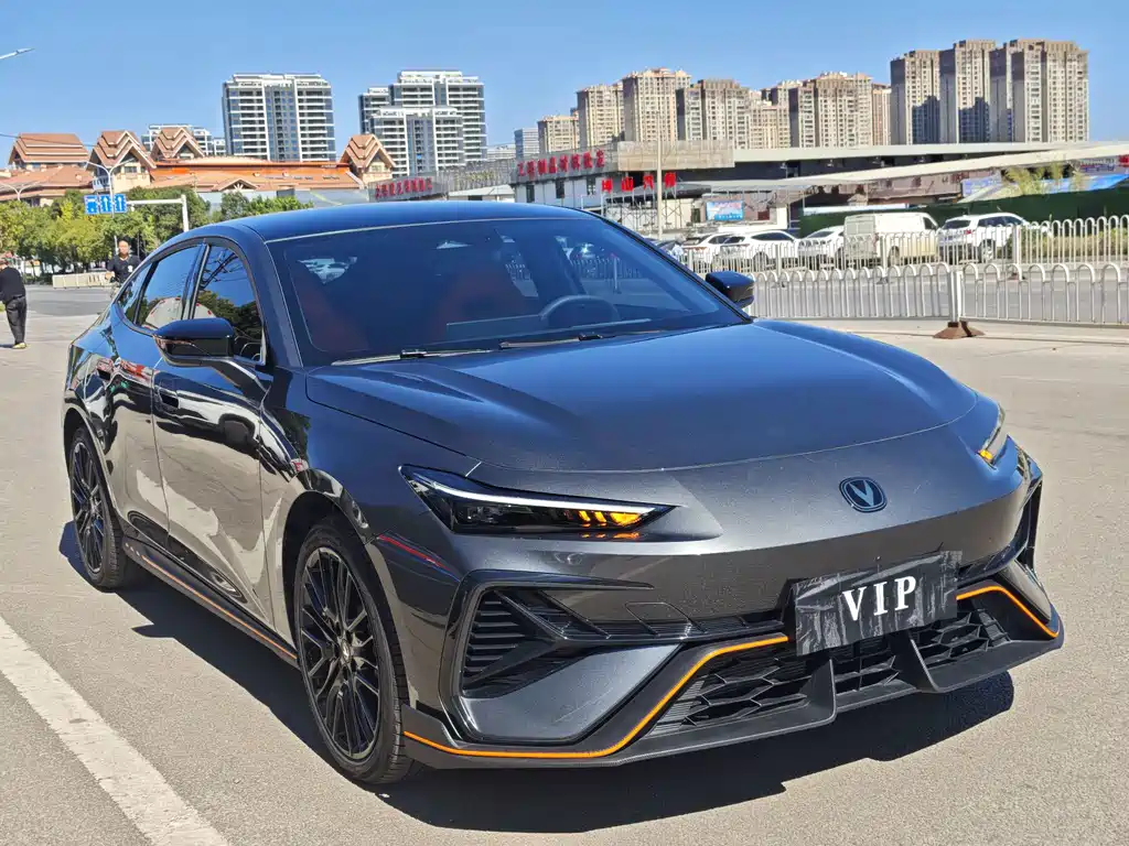 Changan UNI-V — миниатюра 3