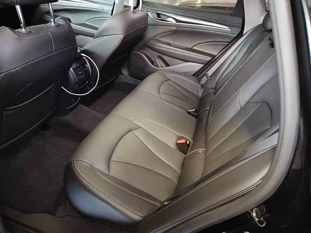 Buick LaCrosse — миниатюра 17
