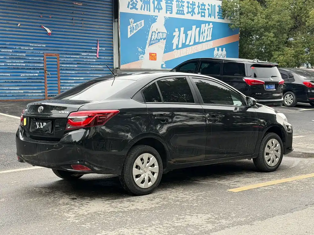 TOYOTA VIOS