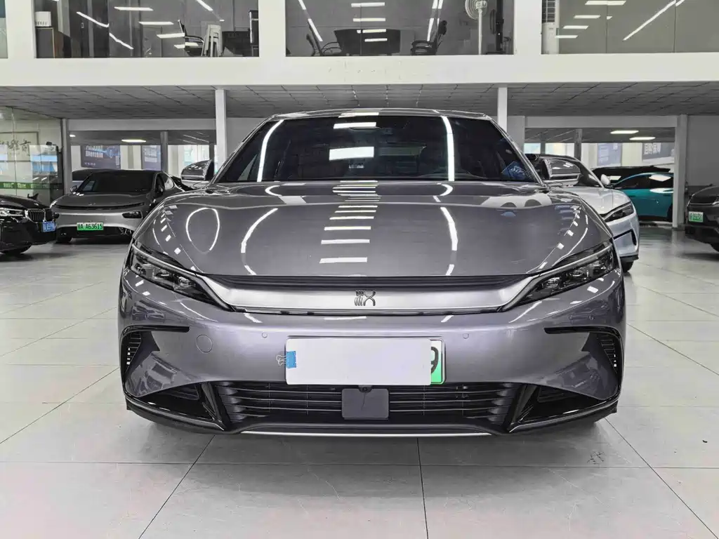 BYD Han — миниатюра 2