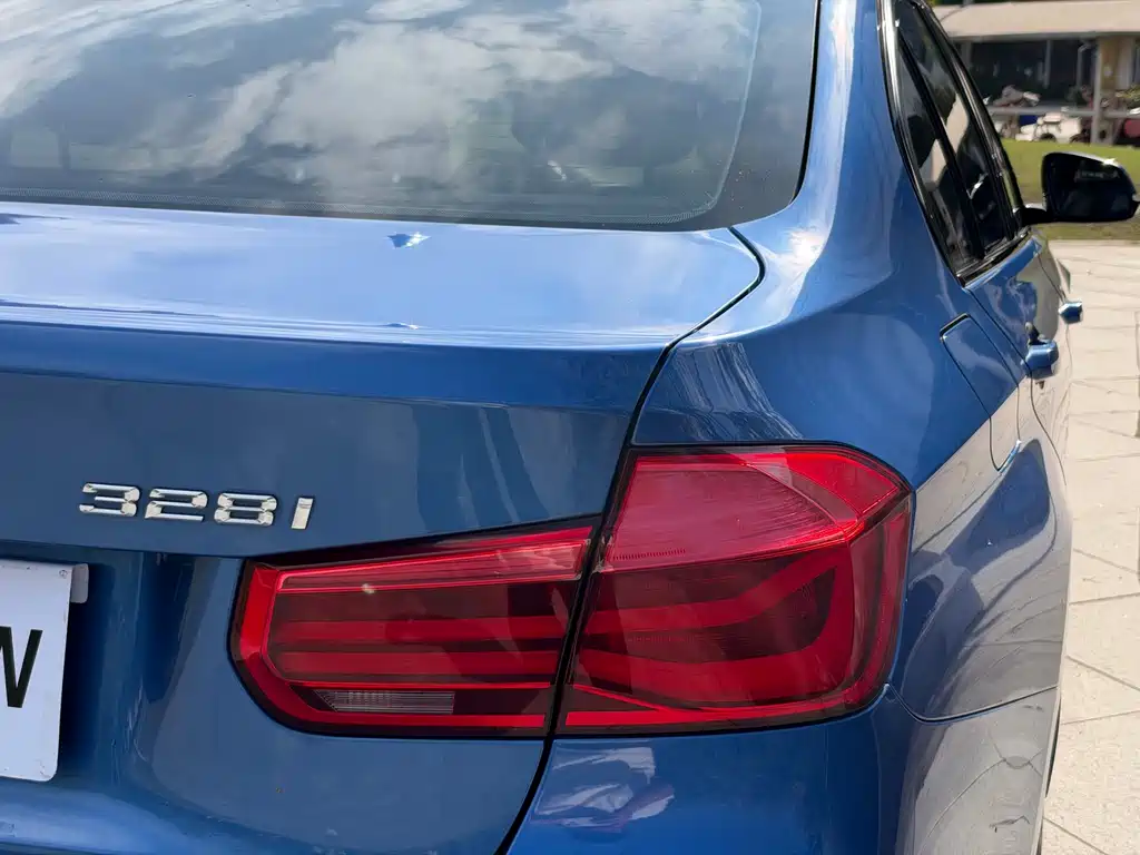 BMW 3 Series — миниатюра 20