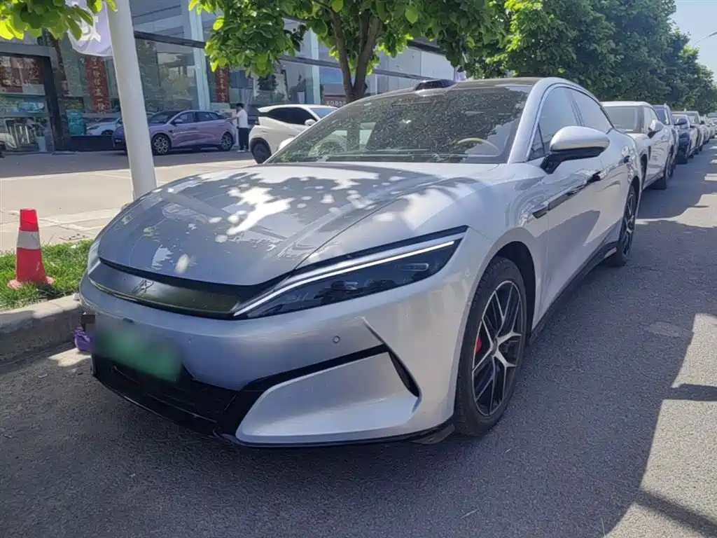 Byd 汉L 2025