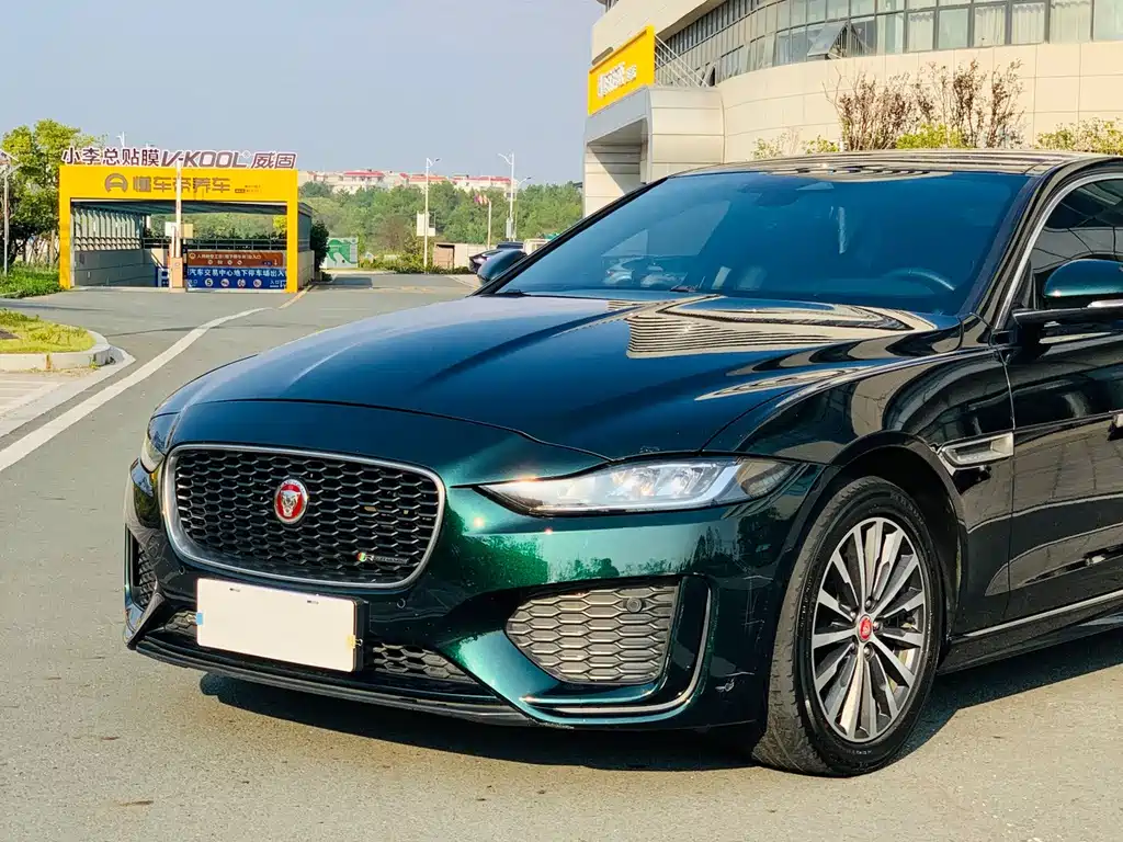 Jaguar XEL — миниатюра 8