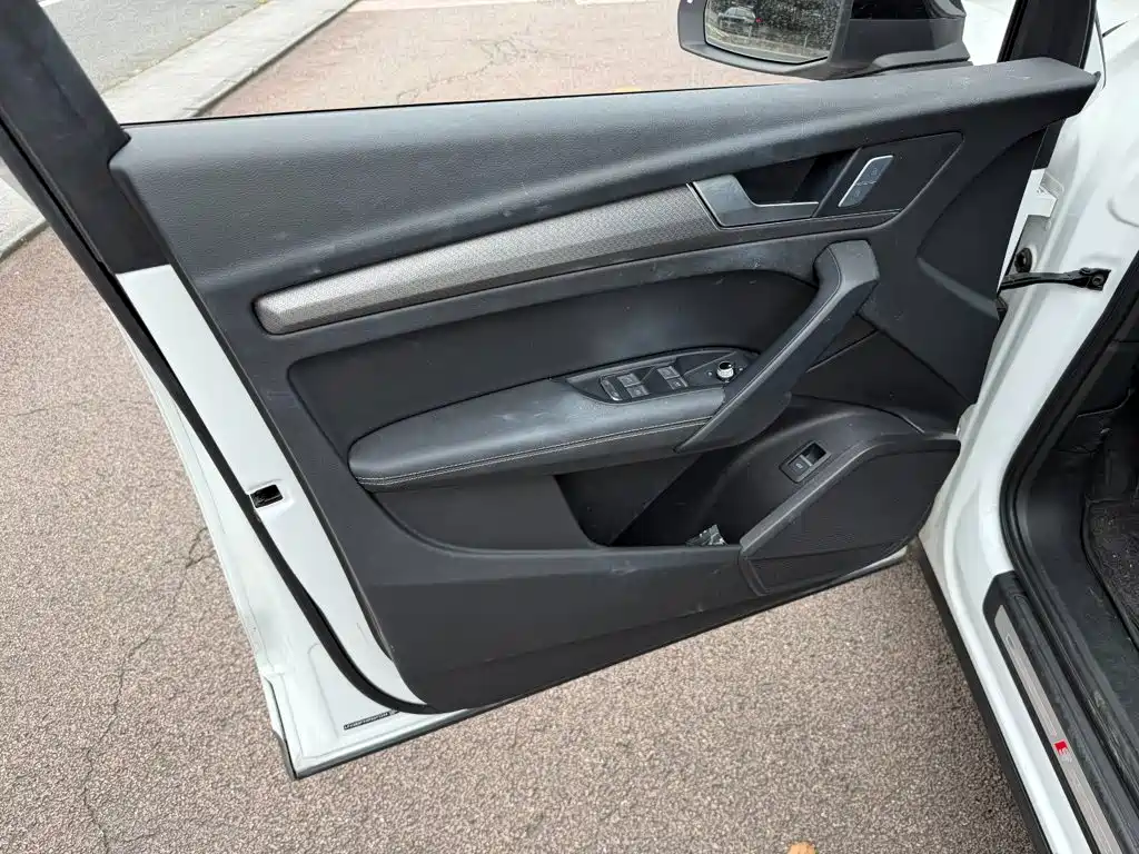 Audi Q5L — миниатюра 6