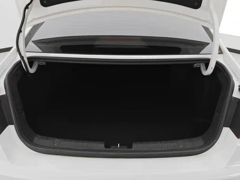 Geely Emgrand GL — миниатюра 4