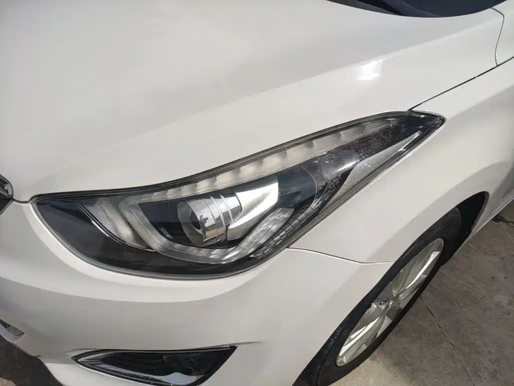 Hyundai Elantra Langdong — миниатюра 24