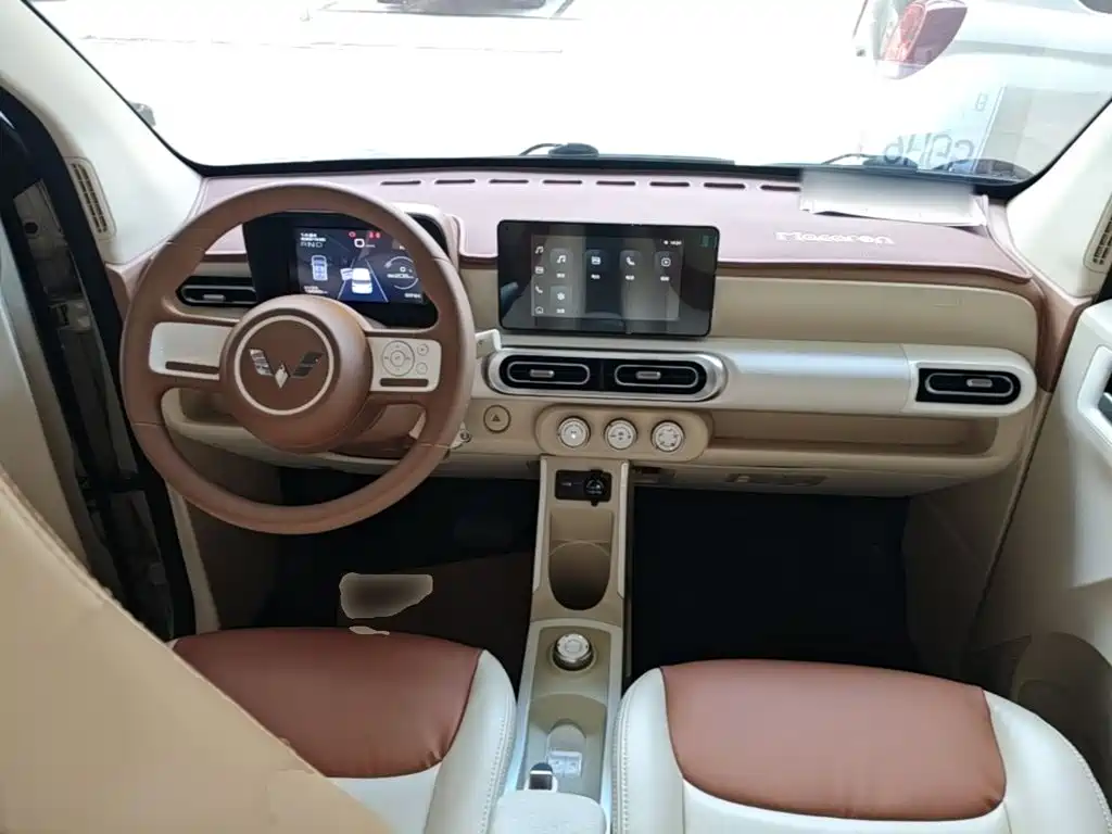Wuling MINIEV — миниатюра 10
