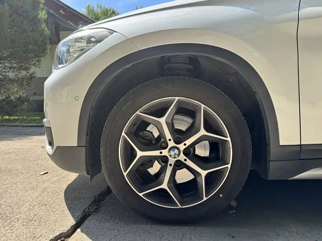 BMW X1 — миниатюра 5