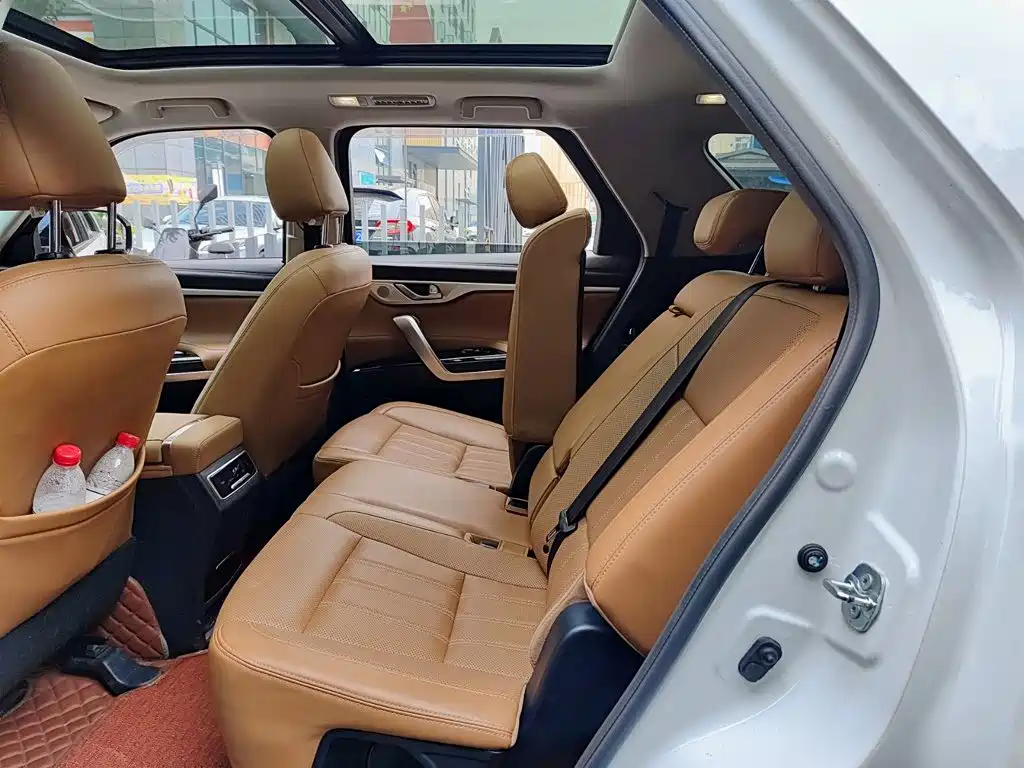 Changan CS95 — миниатюра 8