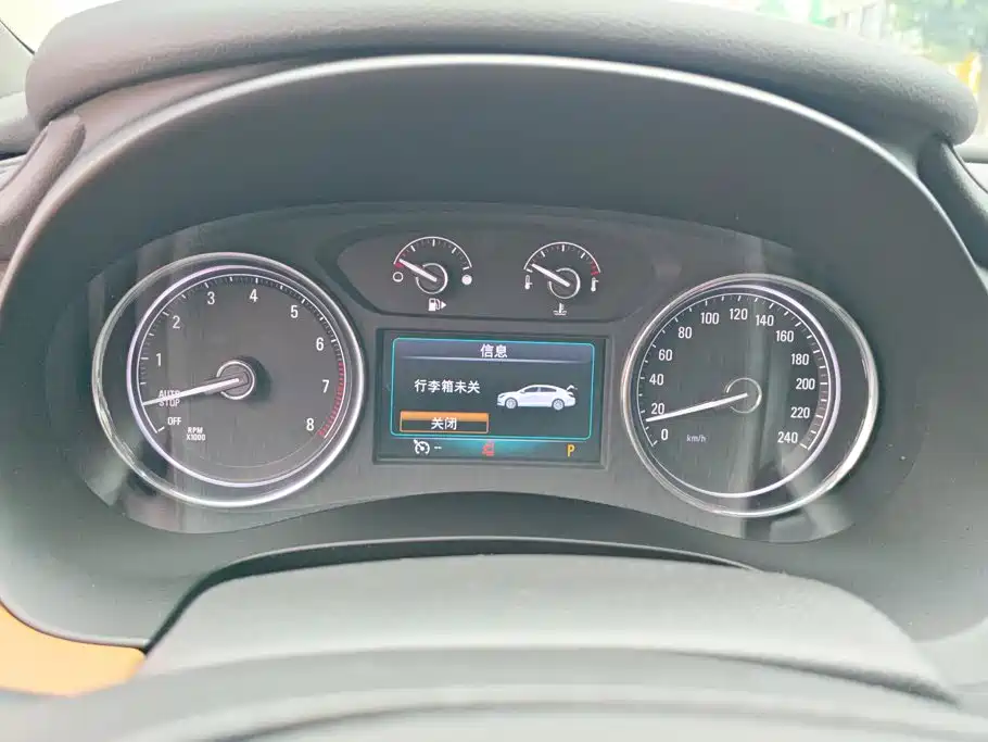 Buick LaCrosse — миниатюра 14