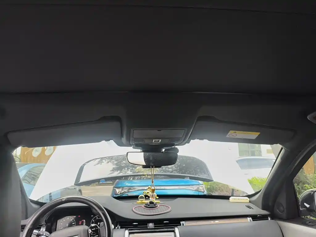 Land Rover Discovery Sport — миниатюра 9