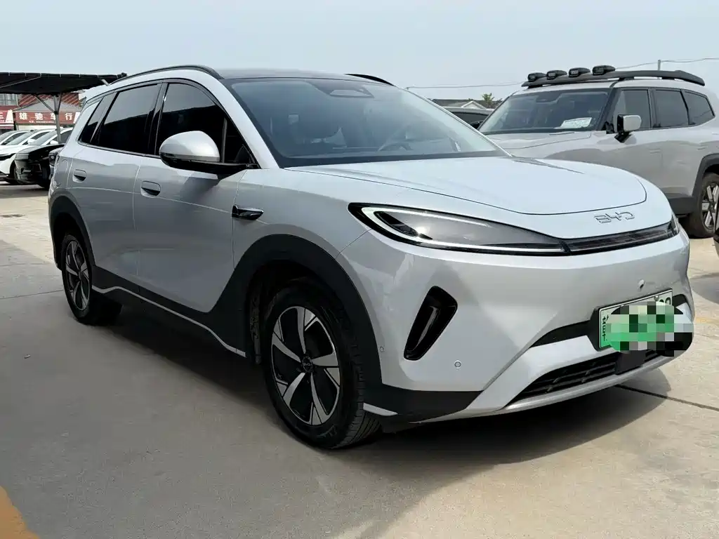 BYD Sealion 05 EV — миниатюра 3