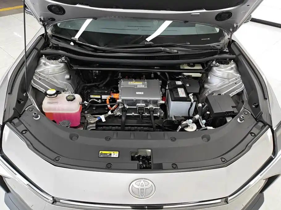 Toyota bZ3 — миниатюра 10