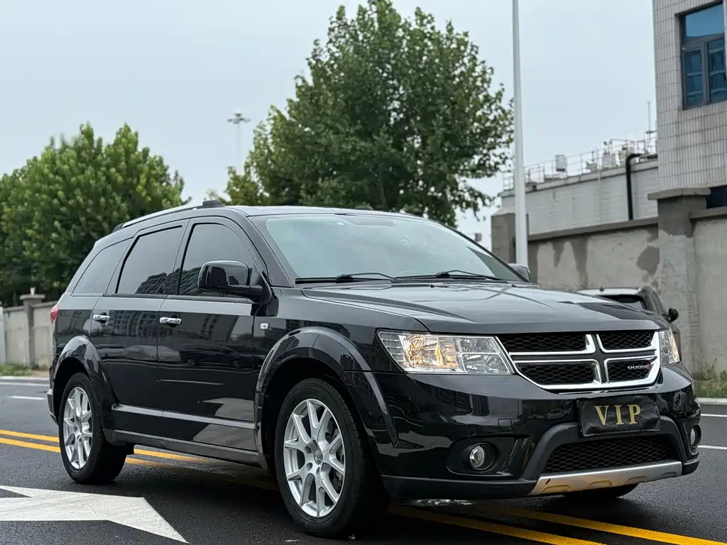 Dodge Journey — миниатюра 3