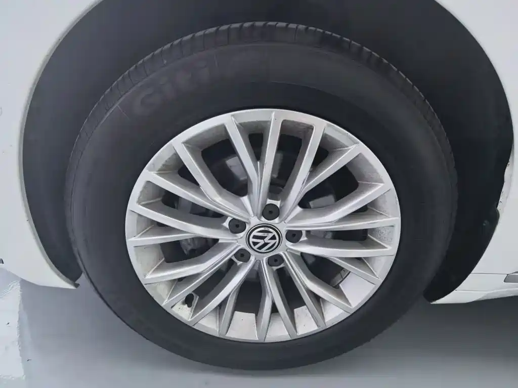 Volkswagen CC — миниатюра 9