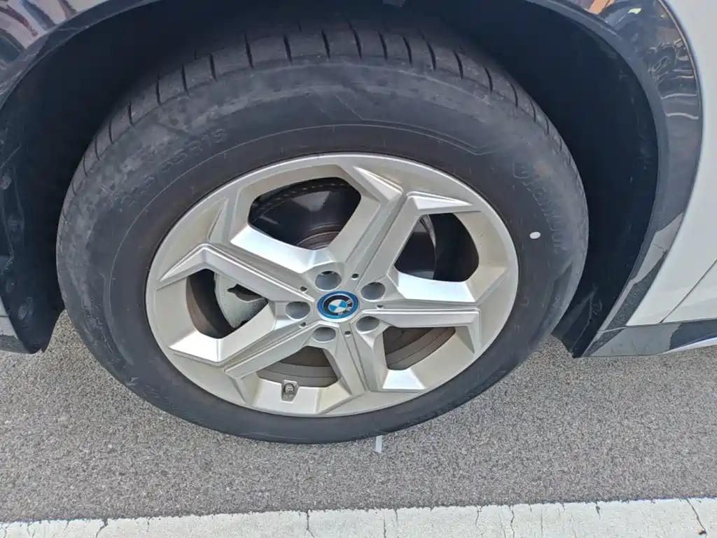 BMW iX1 — миниатюра 23