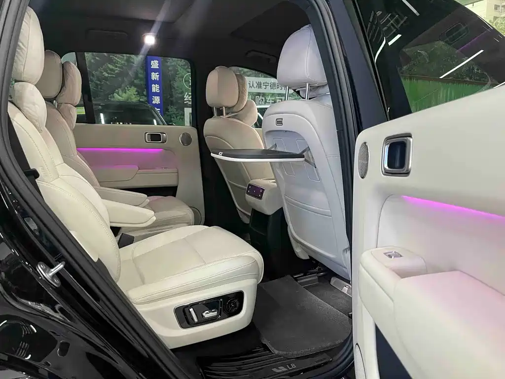 Li Auto Li L8 — миниатюра 10