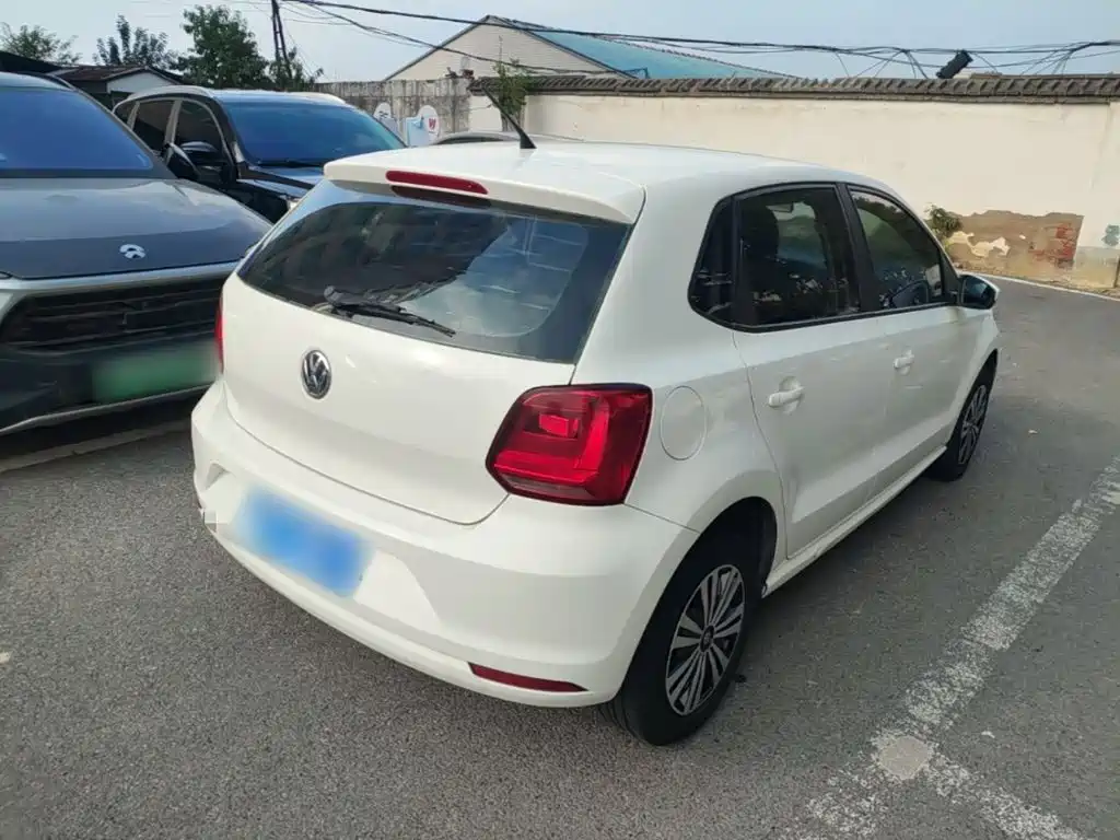 Volkswagen Polo — миниатюра 7