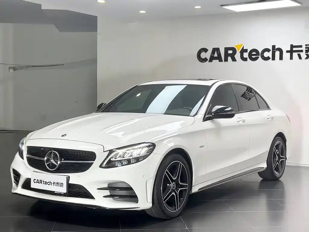 Mercedes-Benz C-Class — миниатюра 7