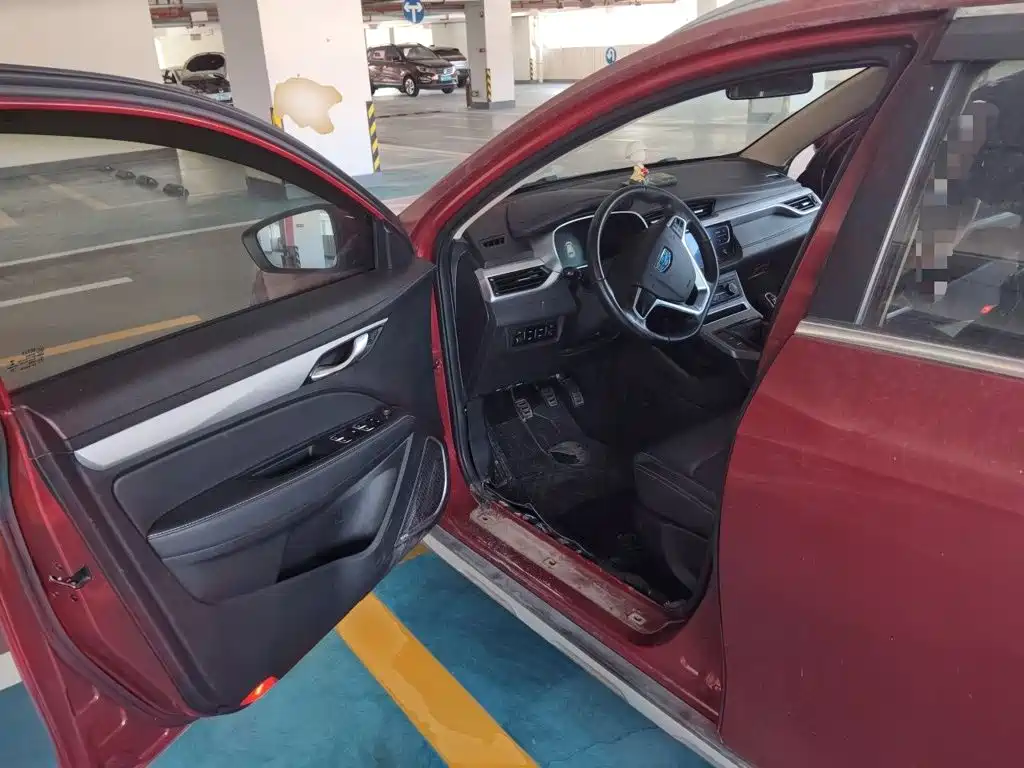 Geely Vision S1 — миниатюра 12
