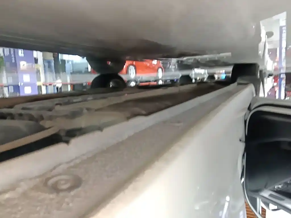 Hyundai Elantra Langdong — миниатюра 22