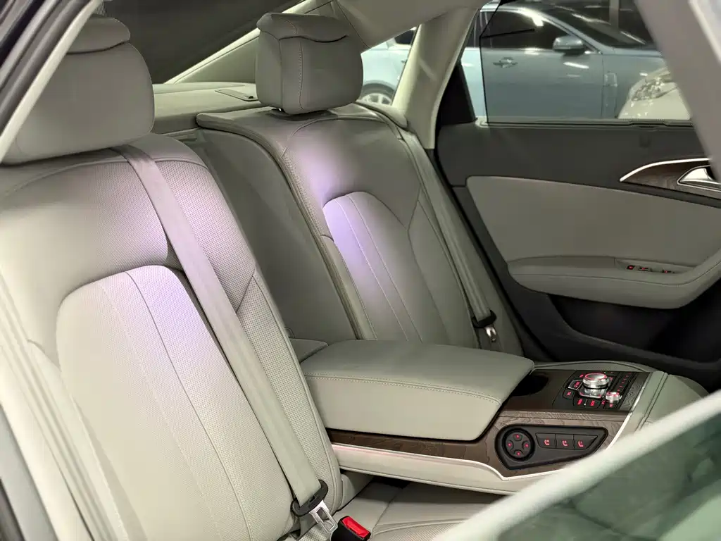 Audi A6L — миниатюра 29