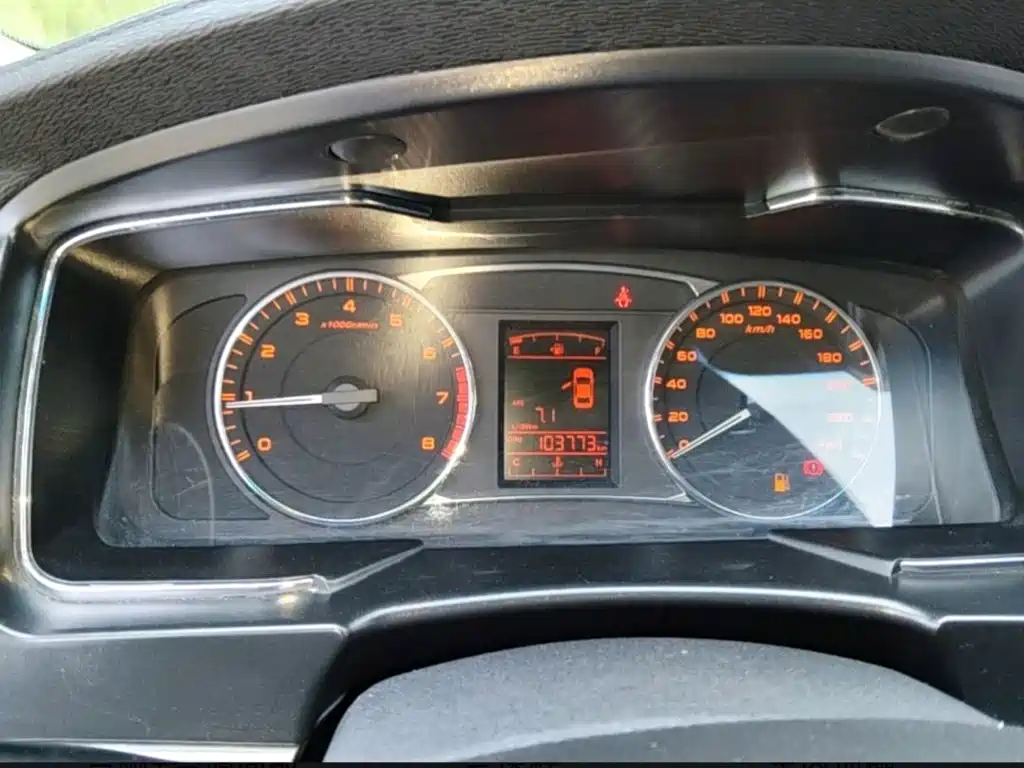 Geely Vision — миниатюра 12