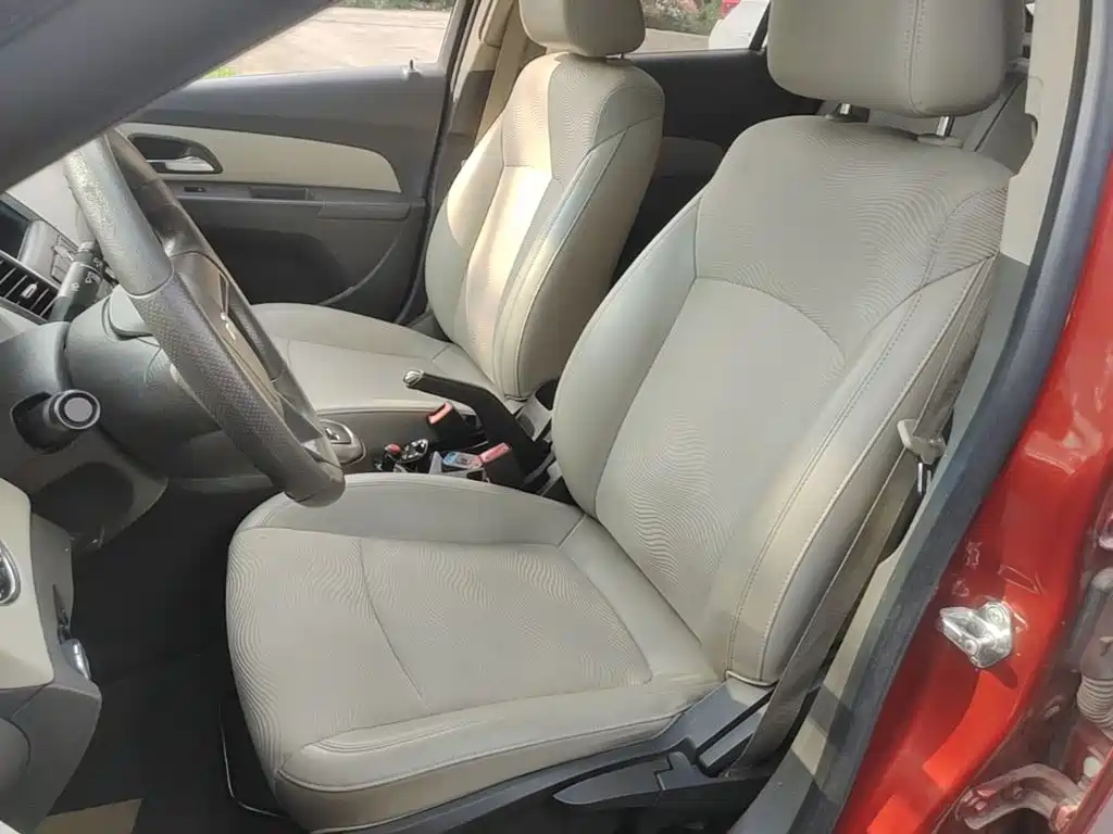 Chevrolet Cruze — миниатюра 15