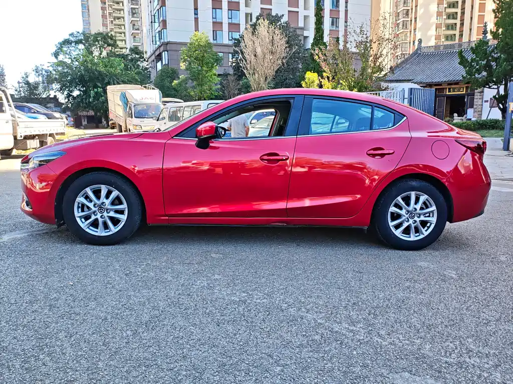 Mazda 3 Axela — миниатюра 3