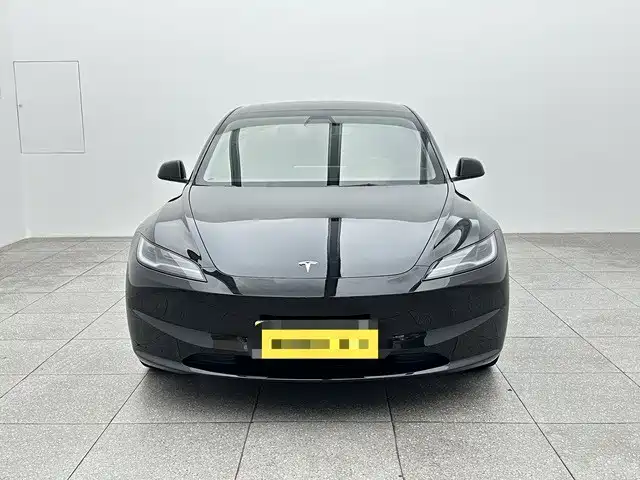 Tesla Model 3 — фотографии объявления, Фото 3