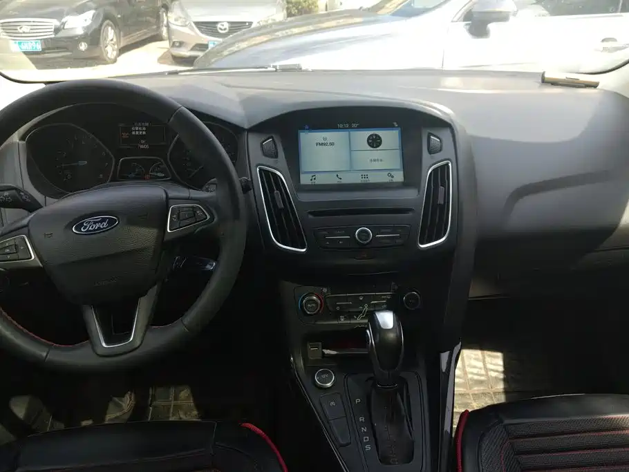 Ford Focus — миниатюра 12