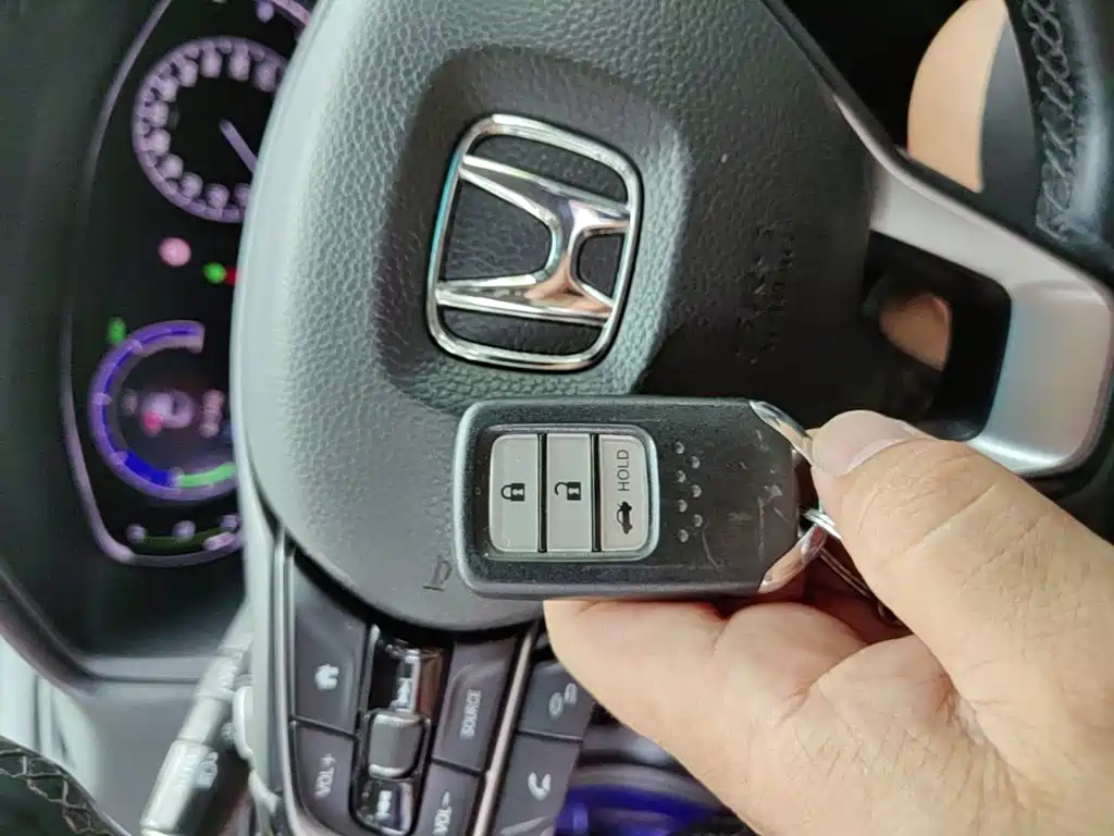 Honda Accord — миниатюра 9