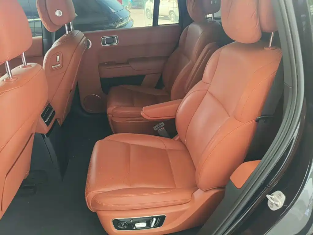 Li Auto Li L9 — миниатюра 17