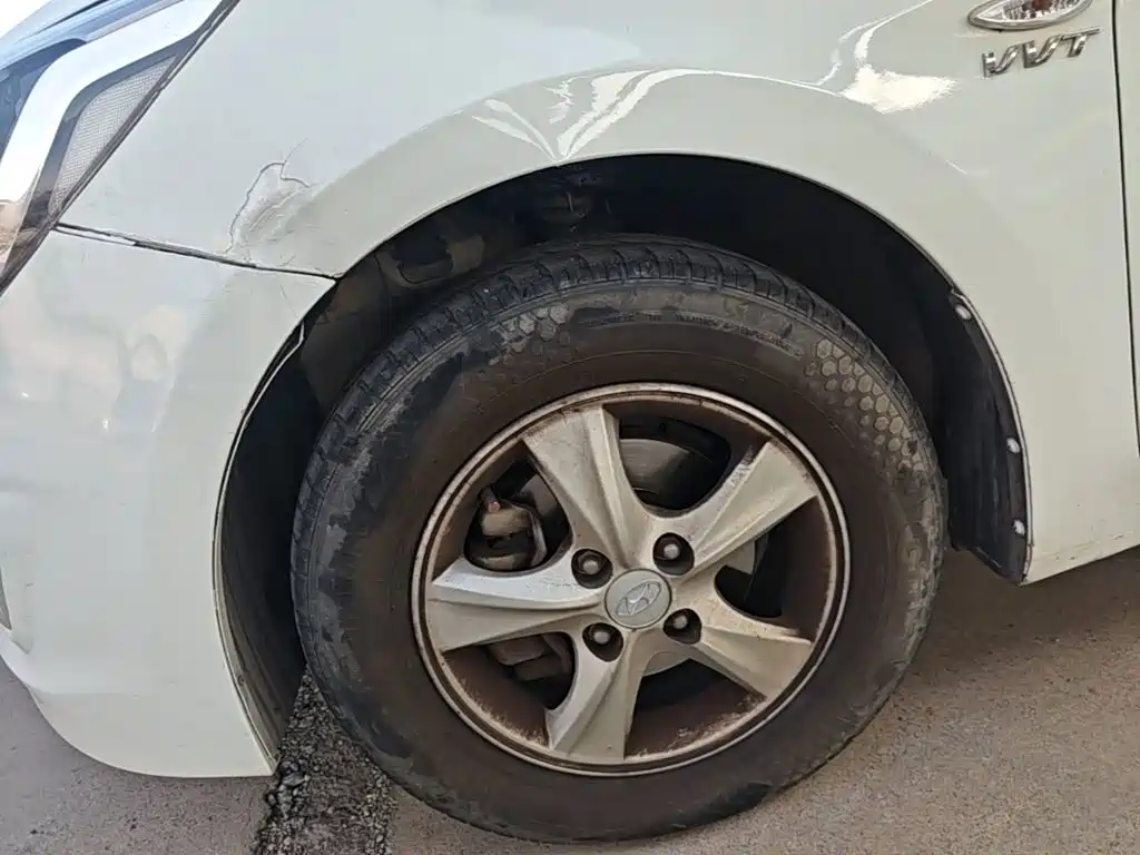 Hyundai Verna — миниатюра 23