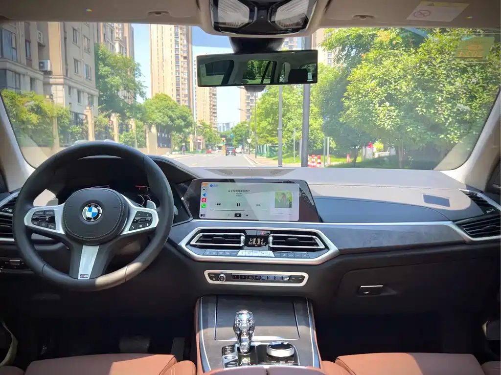 BMW X5 (Import) — миниатюра 9