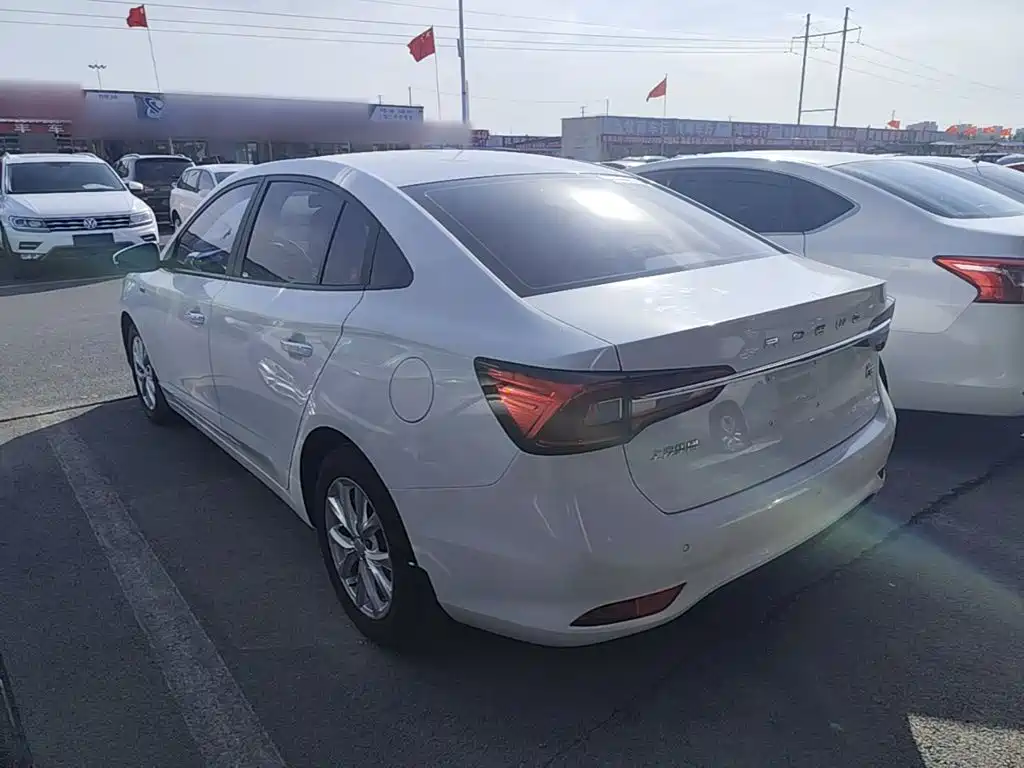 Roewe i5 — миниатюра 5