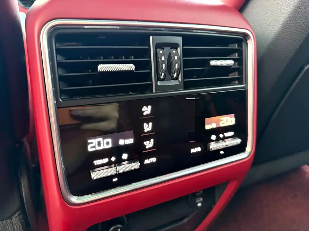 Porsche Cayenne — миниатюра 6