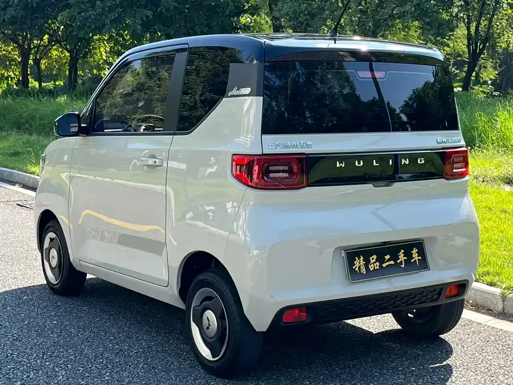 Wuling MINIEV — миниатюра 12