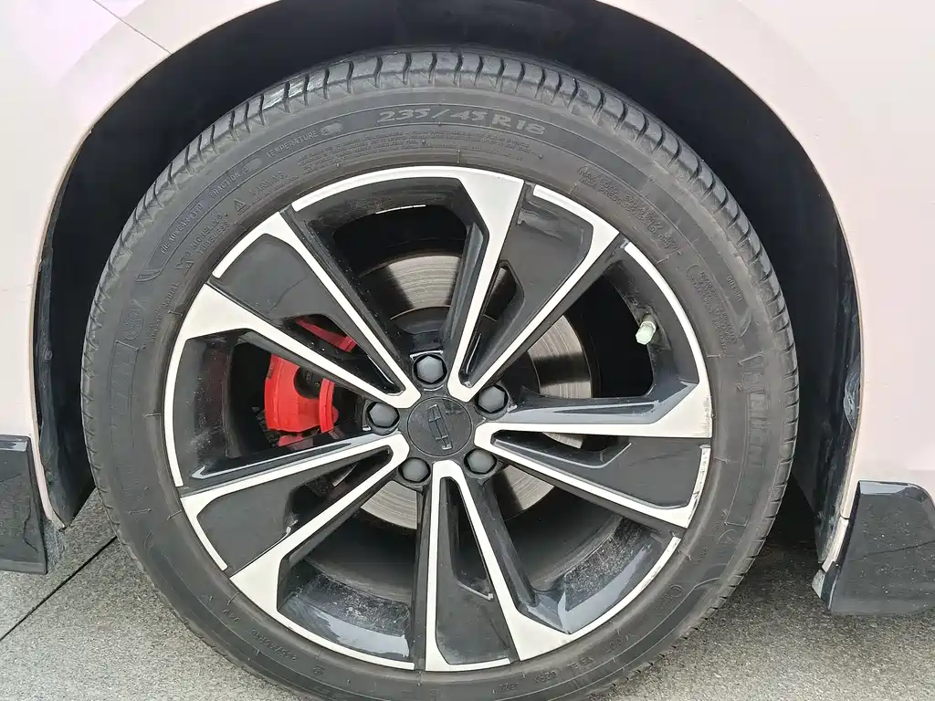 GEELY AUTOMOBILE XINGRUI