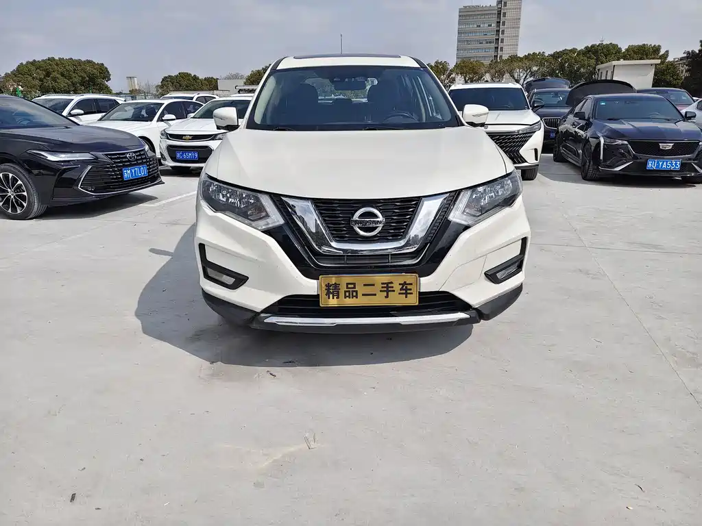 NISSAN QIJUN