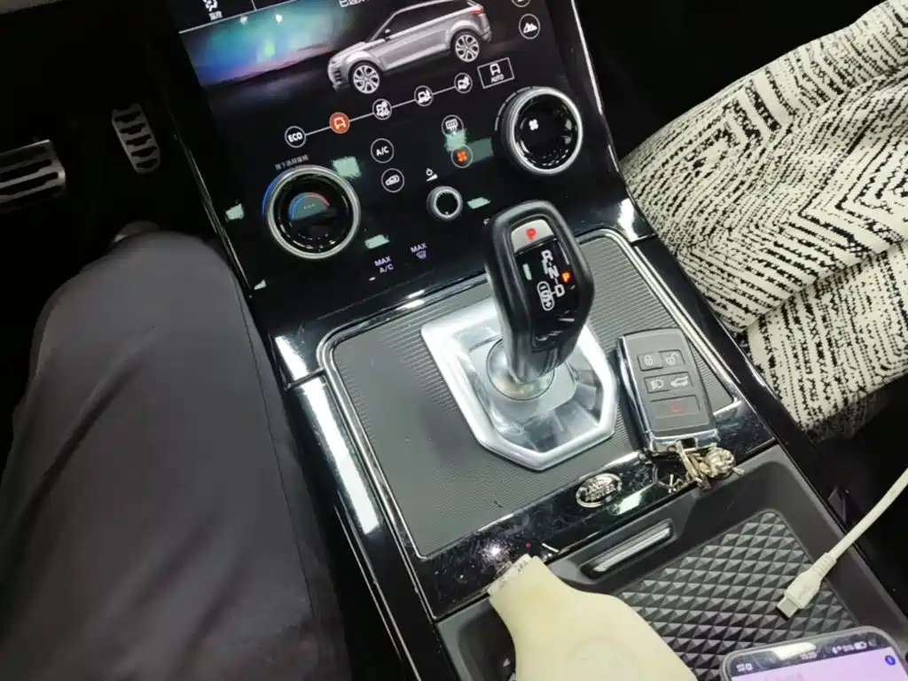 Land Rover Evoque — миниатюра 14