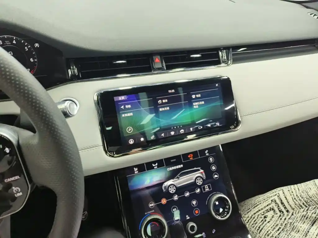 Land Rover Evoque — миниатюра 13