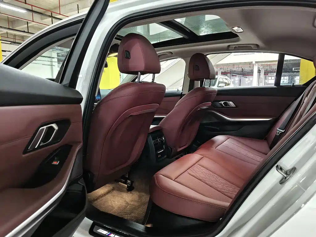 BMW 3 Series — миниатюра 13