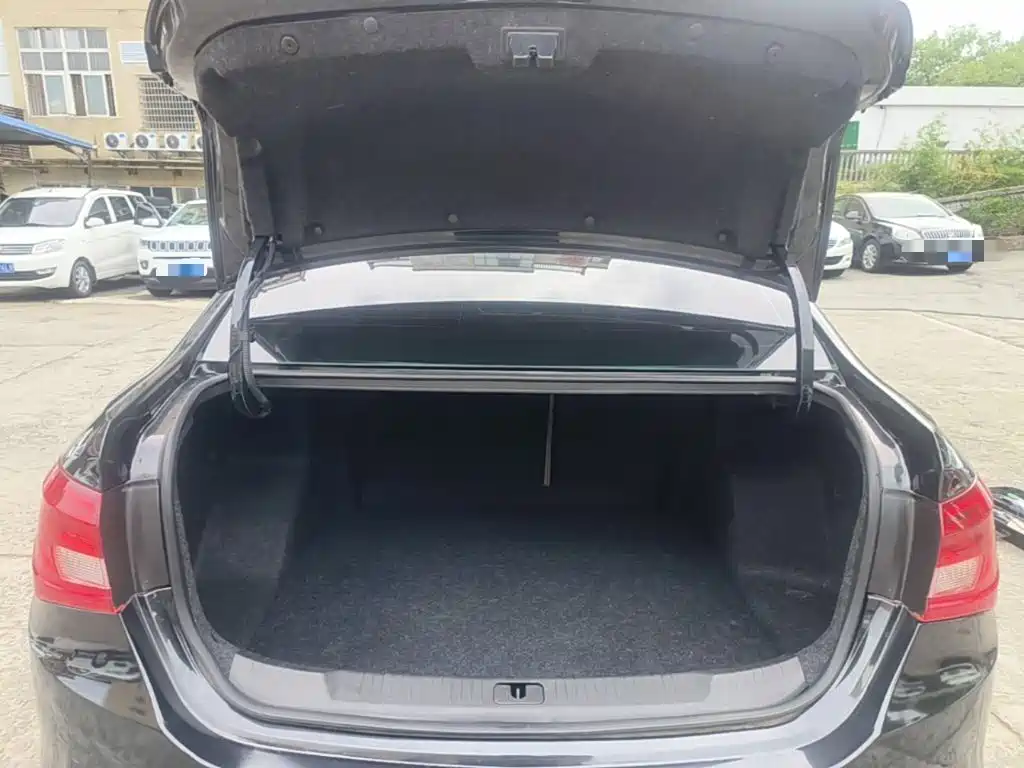 Buick Excelle — миниатюра 19