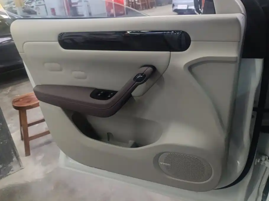 Leapmotor Leapmotor C11 — миниатюра 7