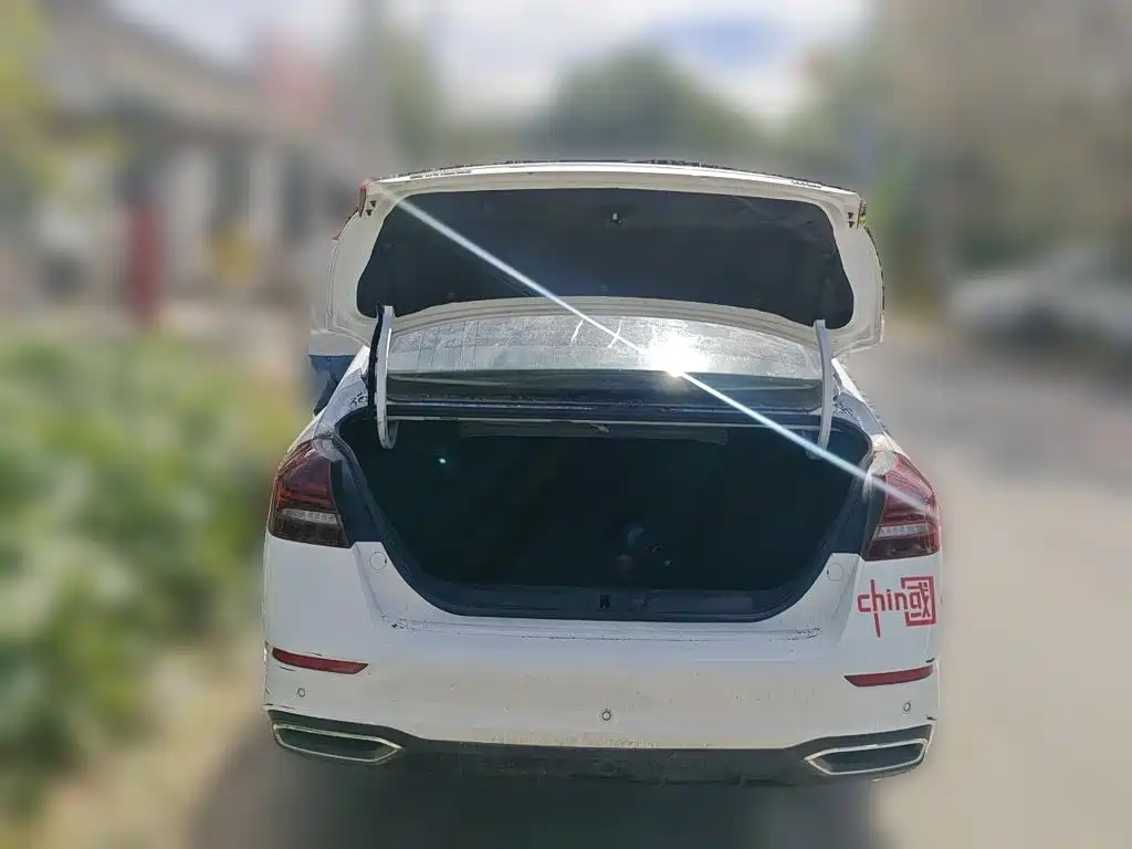 Geely Emgrand — миниатюра 20