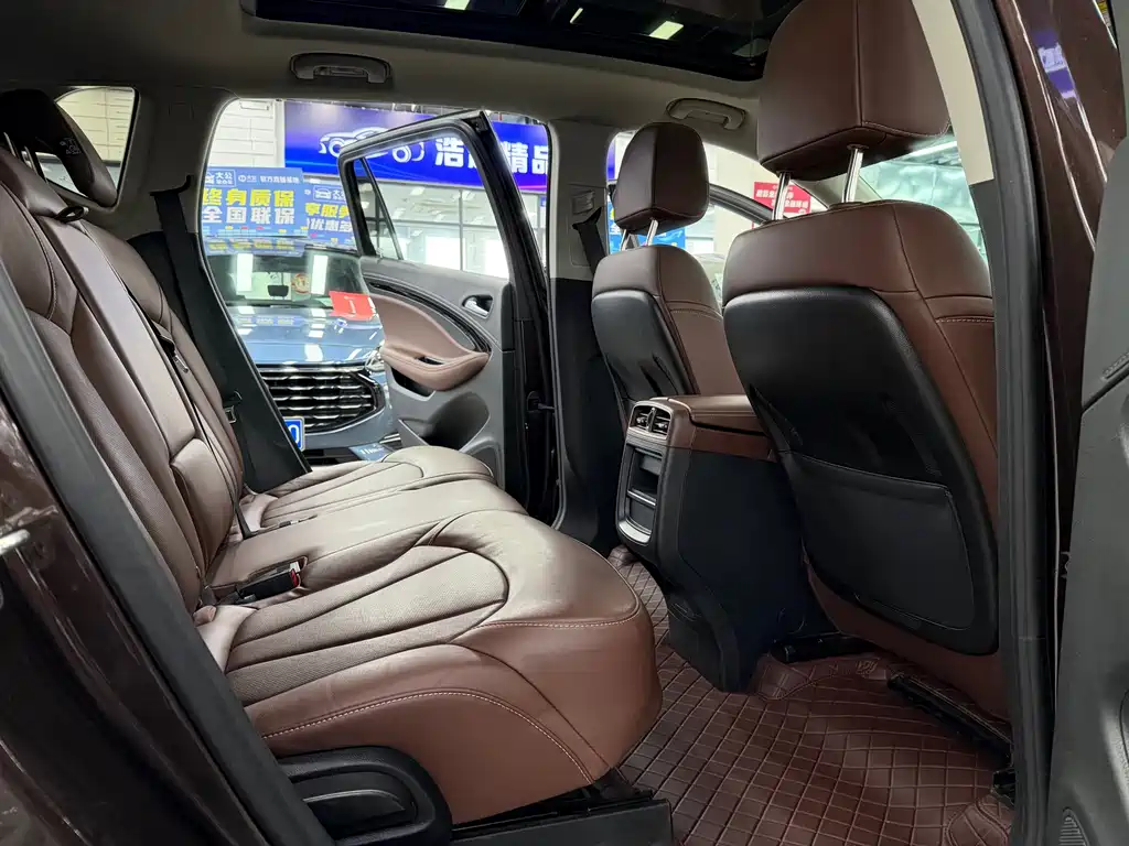 Buick Envision Plus — миниатюра 7