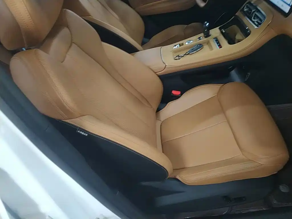 Geely Boyue L — миниатюра 25