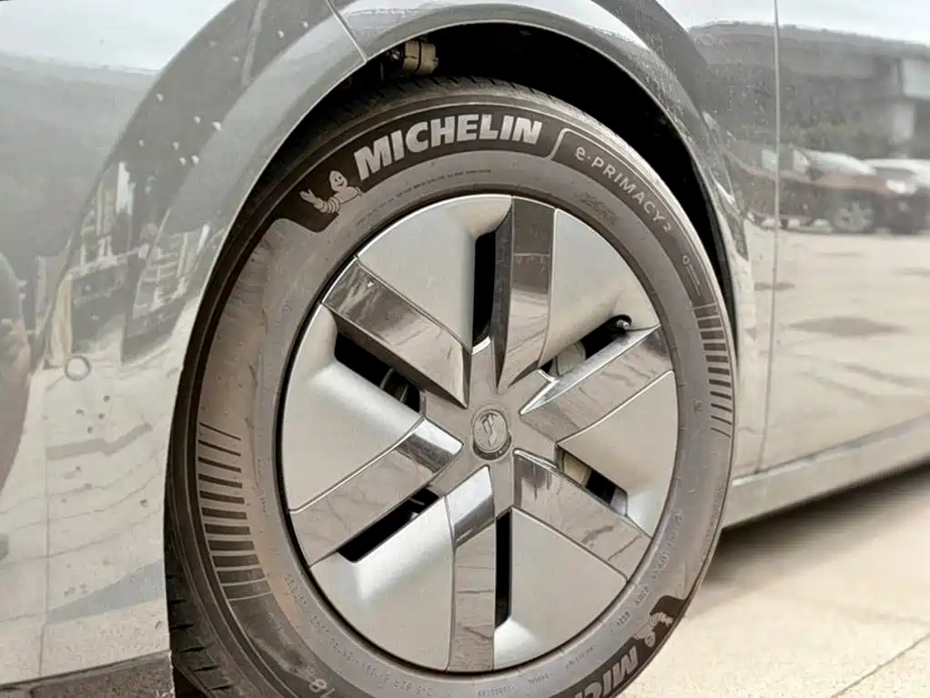 Li Auto Li MEGA — миниатюра 8