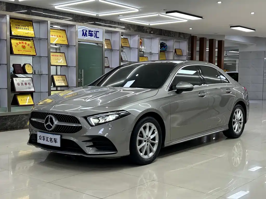MERCEDES-BENZ A CLASS